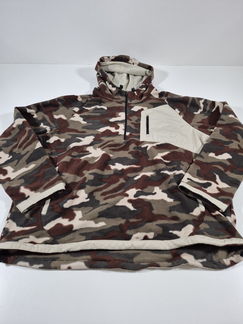 Under Armour Hoodie Mens 3XL Brown Camo Fleece 1/4 Zip Pullover Kangaroo Pocket